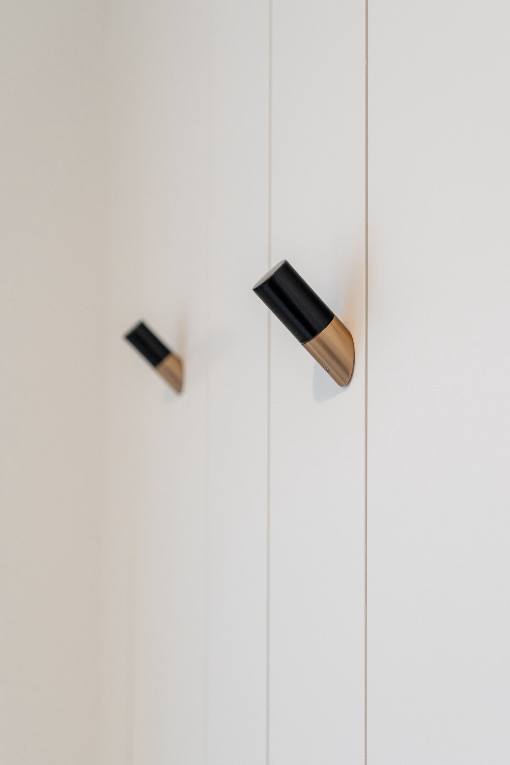 luxury custom home finishes and natural materials